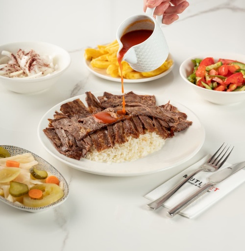 SOSLU PİLAV ÜSTÜ DÖNER (160 GR) 