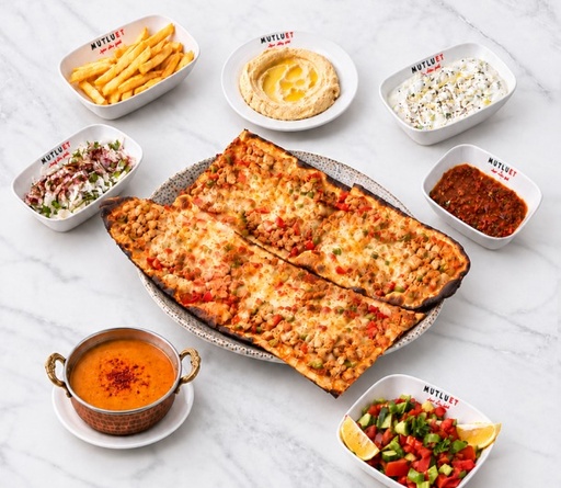 TAVUKLU PİDE